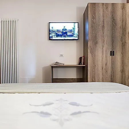 My בית הארחה 4*